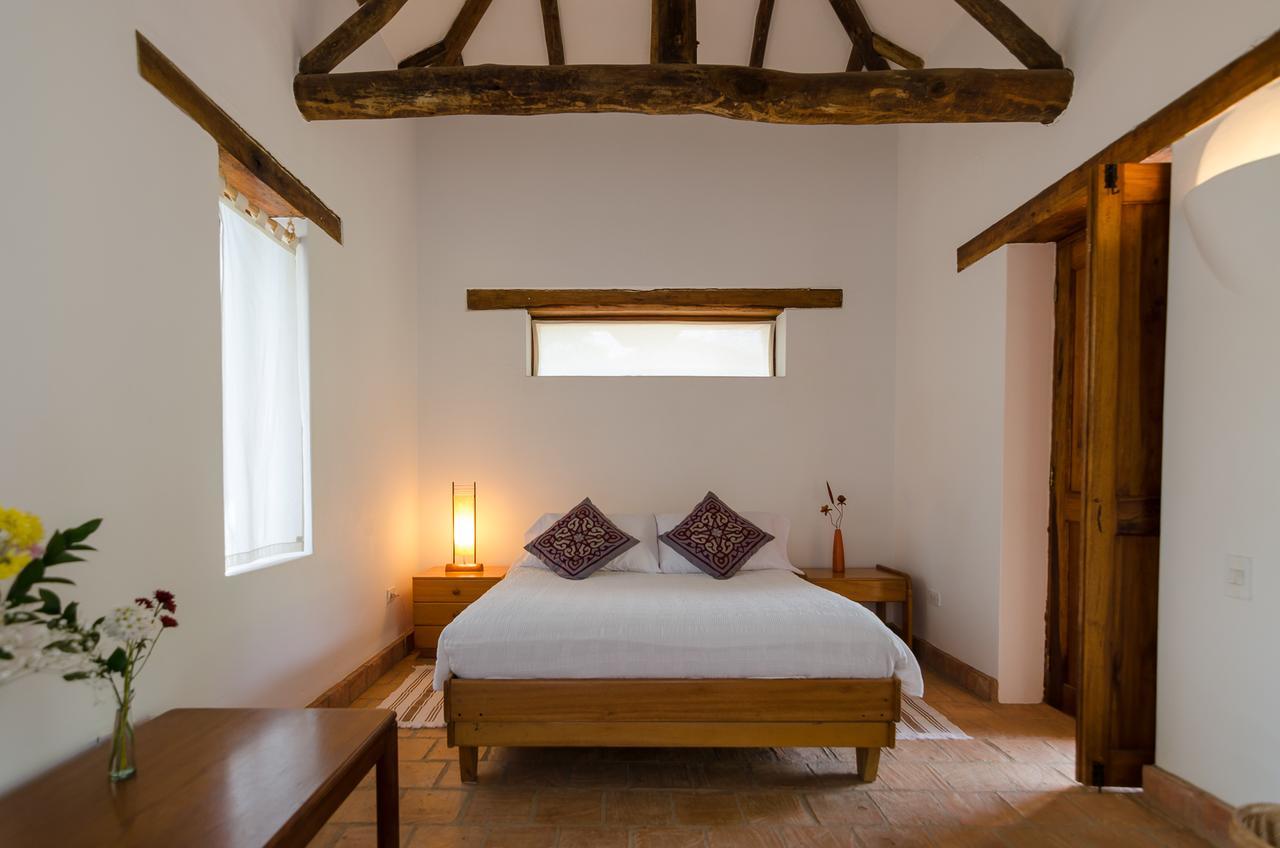 Hostal Casa Del Arte Robles Exterior photo